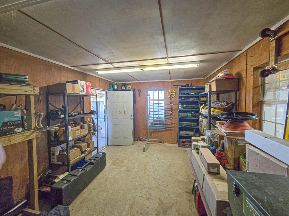 684 Hooks Road Corrigan, TX 75939