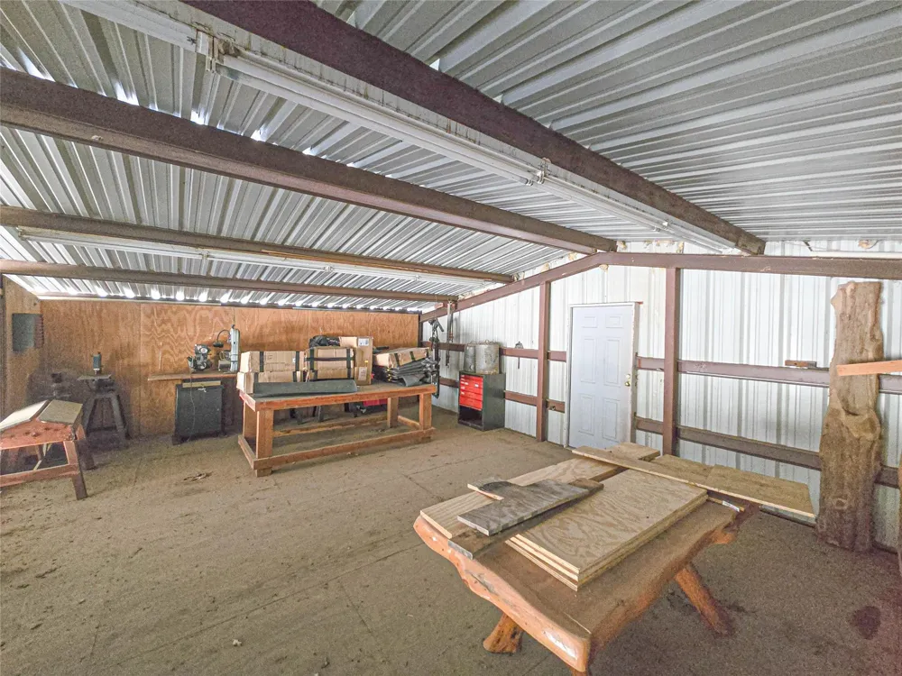 684 Hooks Road Corrigan, TX 75939