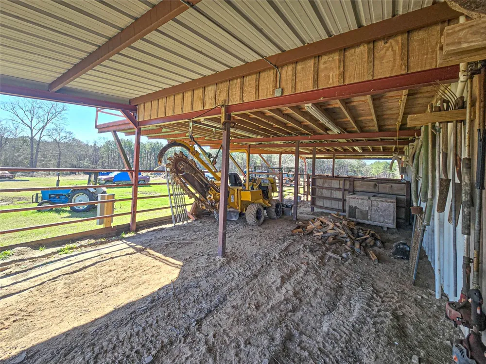 684 Hooks Road Corrigan, TX 75939