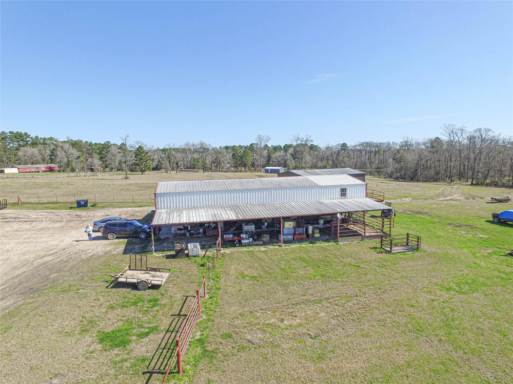 684 Hooks Road Corrigan, TX 75939