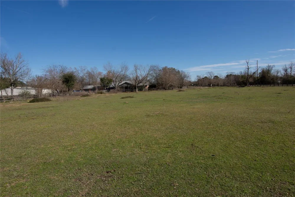 21610 Mueschke Road Tomball, TX 77377