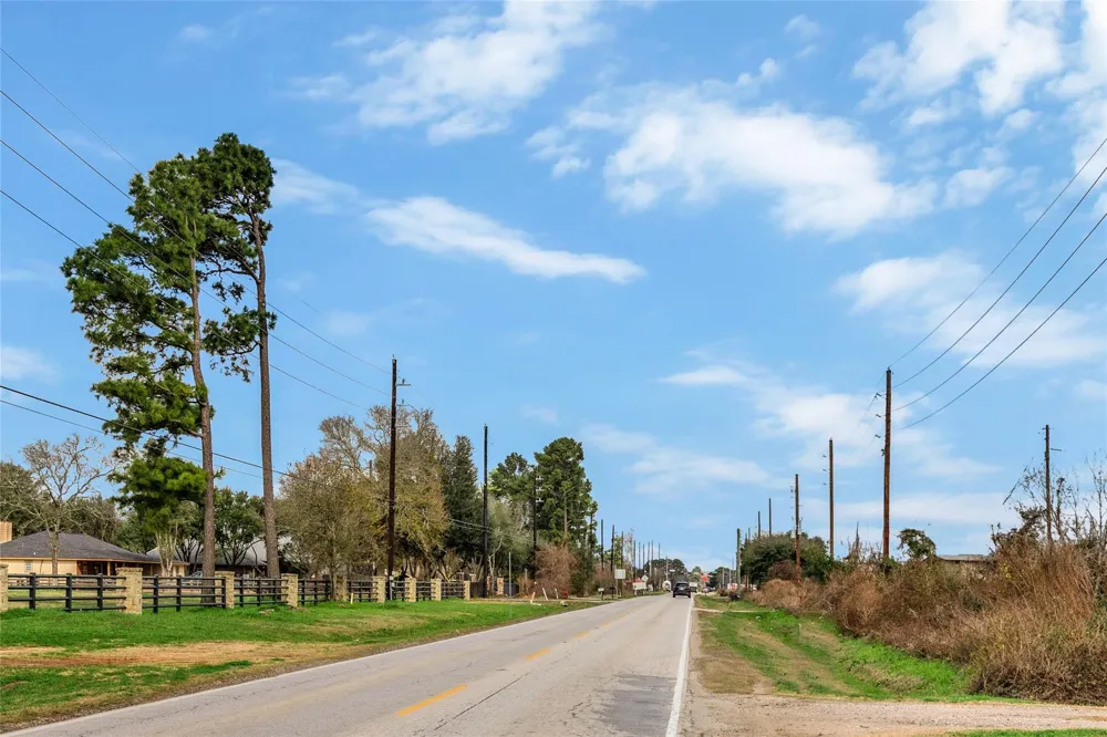 21610 Mueschke Road Tomball, TX 77377