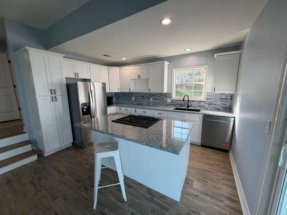 102 Bridgelanding Onalaska, TX 77360