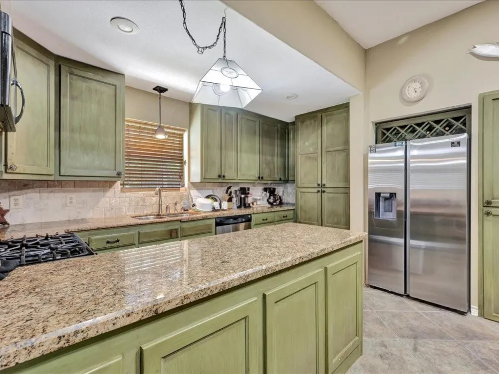 21441 Fm 705 Broaddus, TX 75929