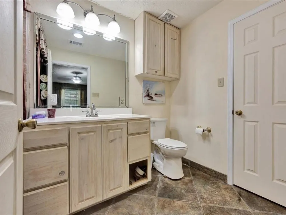 21441 Fm 705 Broaddus, TX 75929