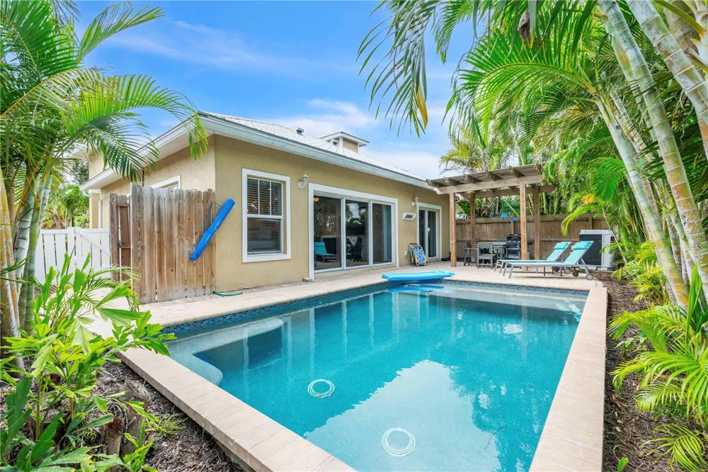 302 67TH STREET Holmes Beach, FL 34217