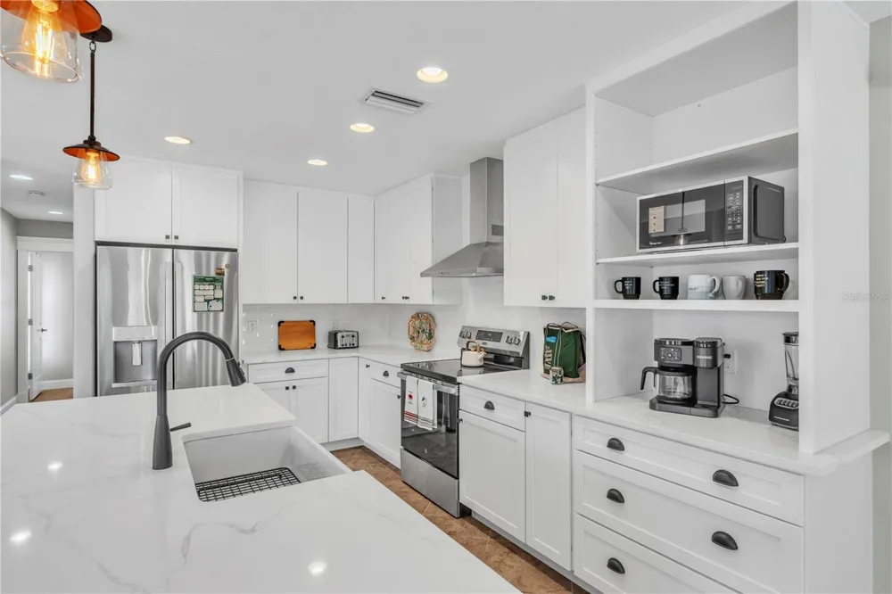 302 67TH STREET Holmes Beach, FL 34217