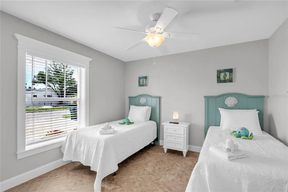 302 67TH STREET Holmes Beach, FL 34217