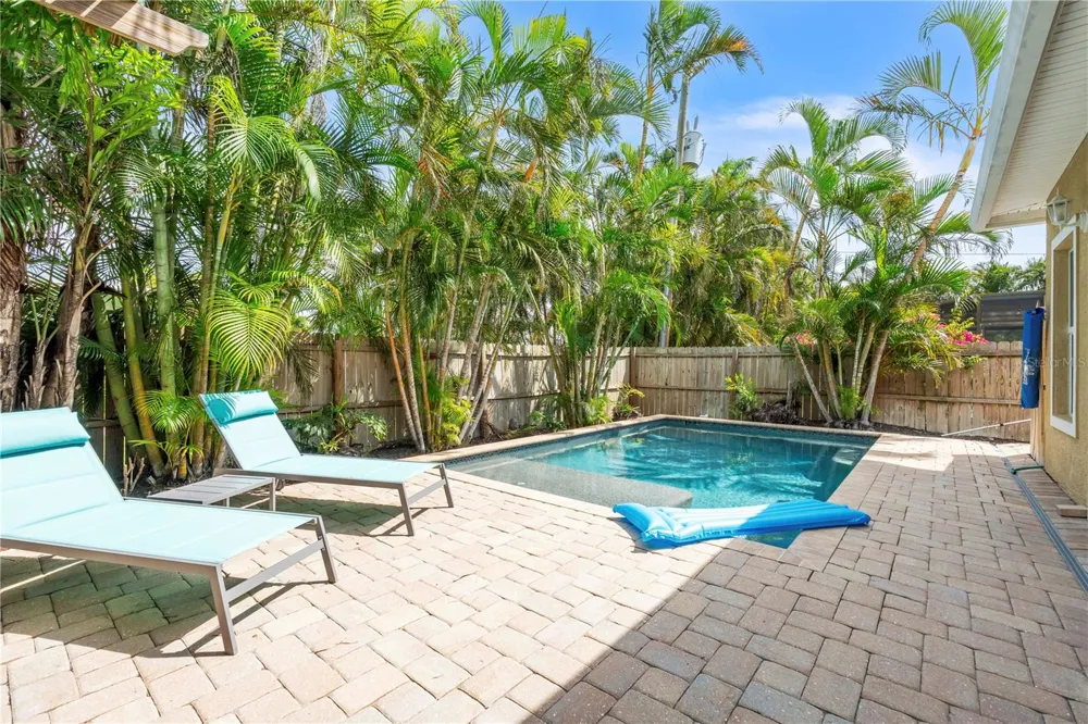 302 67TH STREET Holmes Beach, FL 34217