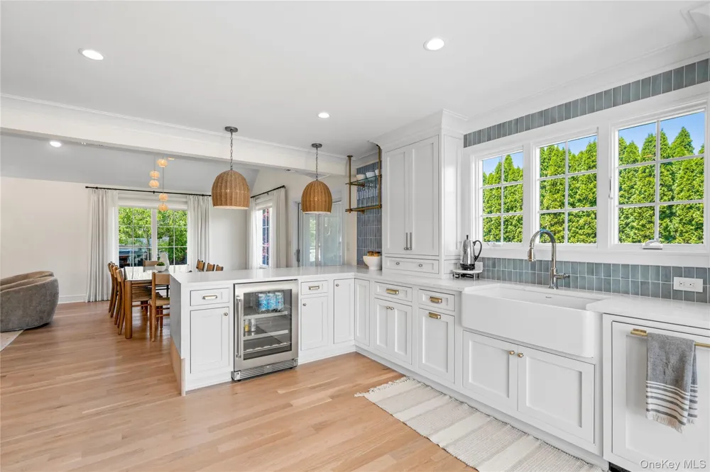4 Carriage Lane Southampton, NY 11968