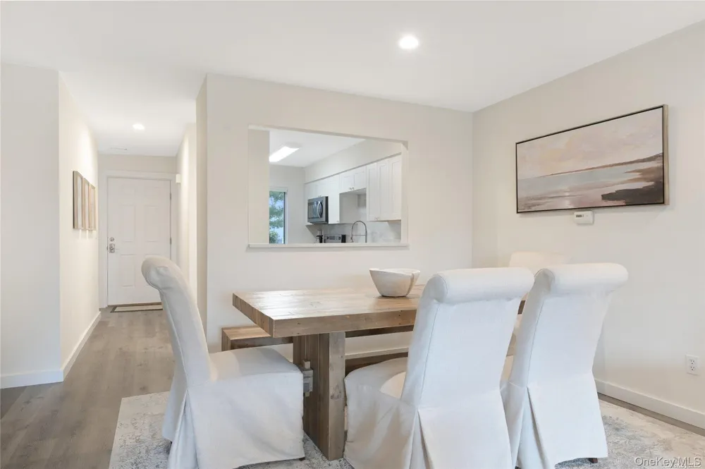 34 MONTAUK HIGHWAY #12 Westhampton, NY 11977