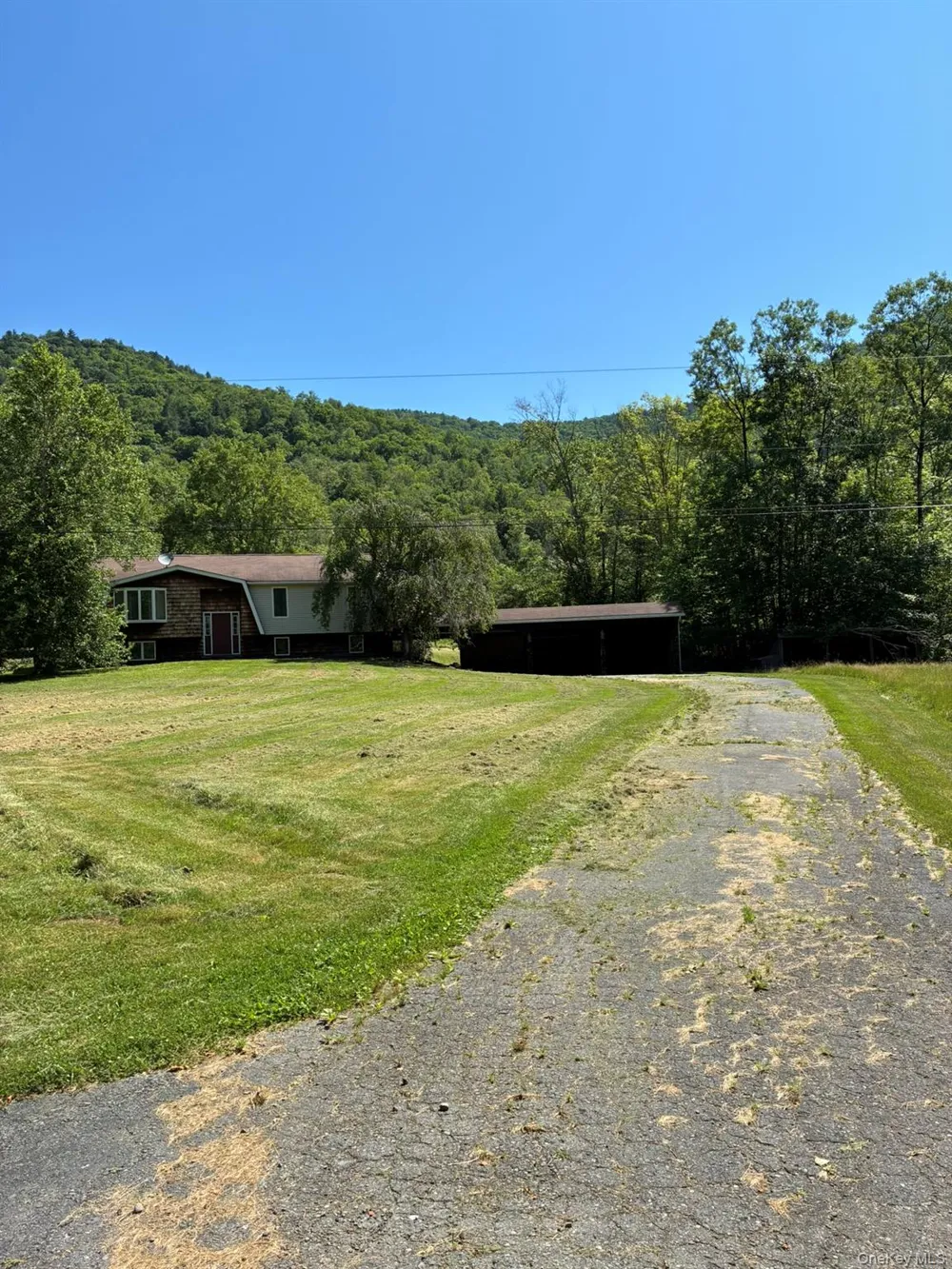 1140 Harvard Road East Branch, NY 13756