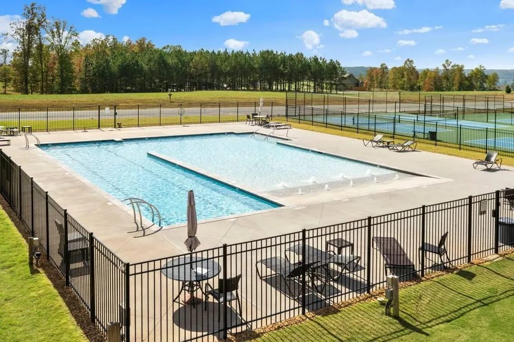 3699 Crockett Pointe Jasper, TN 37347