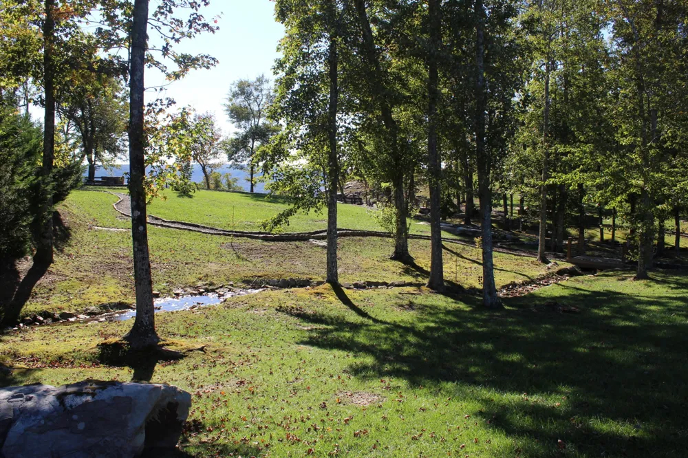 3699 Crockett Pointe Jasper, TN 37347