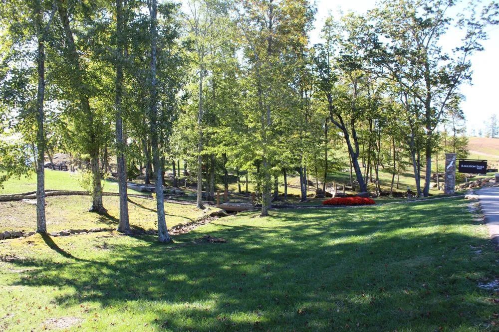3699 Crockett Pointe Jasper, TN 37347