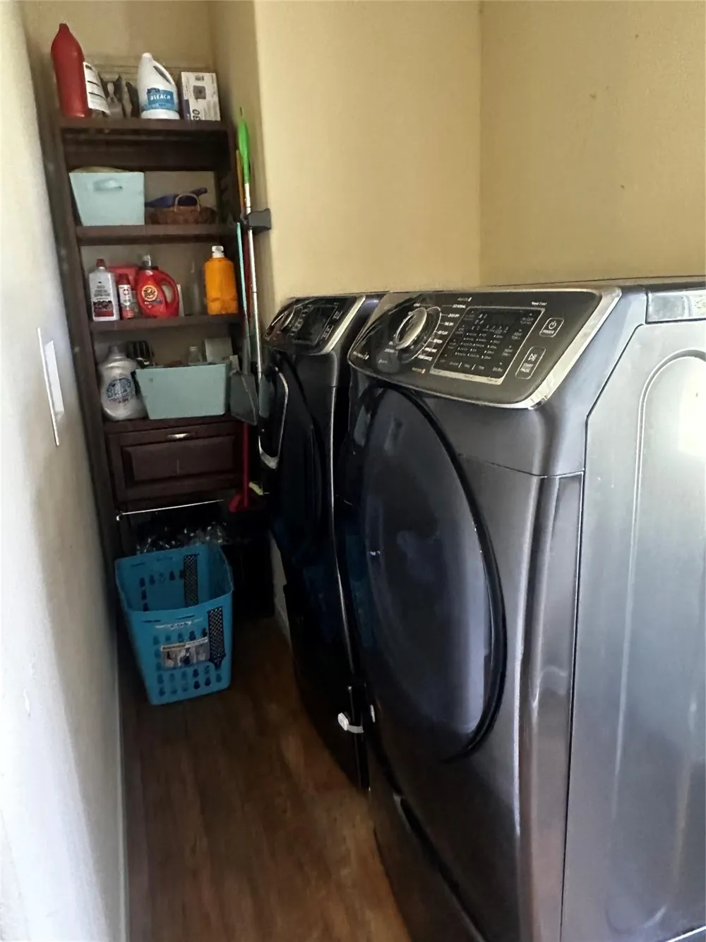 4865 County Road 842 Brazoria, TX 77422