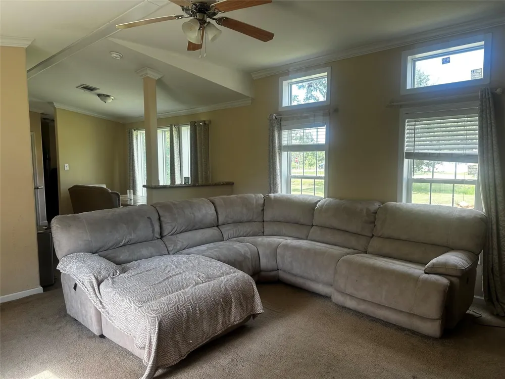 4865 County Road 842 Brazoria, TX 77422