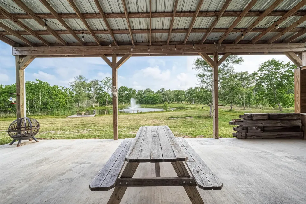 1295 Brazos River Road Freeport, TX 77541