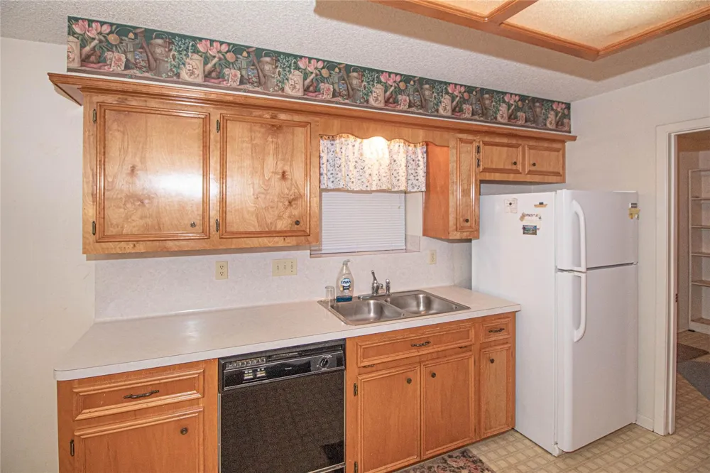 10500 Highway 150 Shepherd, TX 77371