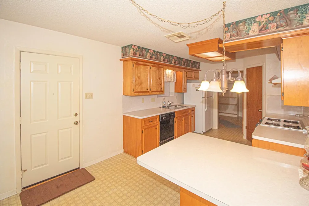 10500 Highway 150 Shepherd, TX 77371