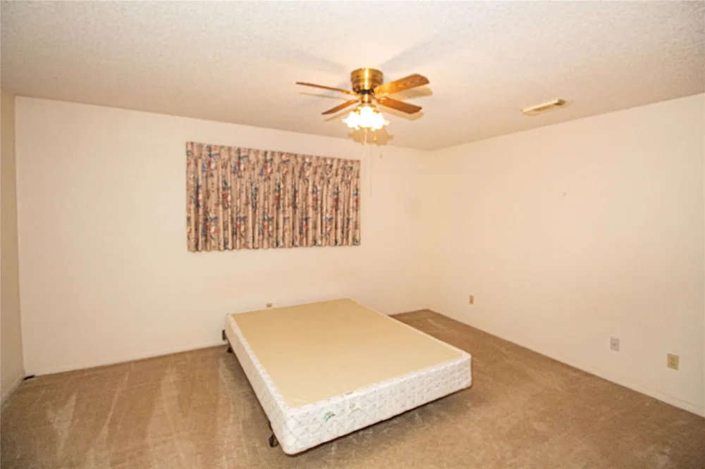 10500 Highway 150 Shepherd, TX 77371