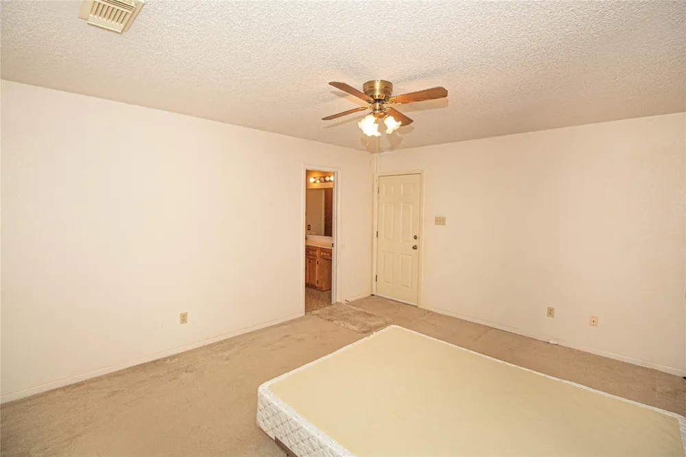 10500 Highway 150 Shepherd, TX 77371