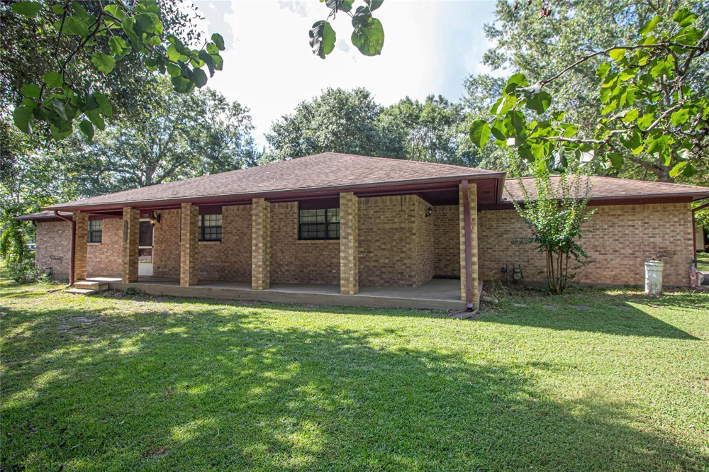 10500 Highway 150 Shepherd, TX 77371
