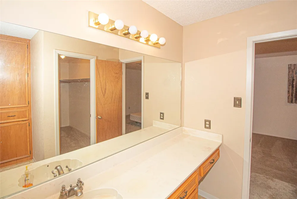 10500 Highway 150 Shepherd, TX 77371