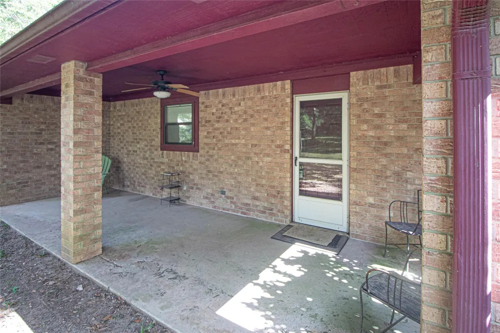 10500 Highway 150 Shepherd, TX 77371