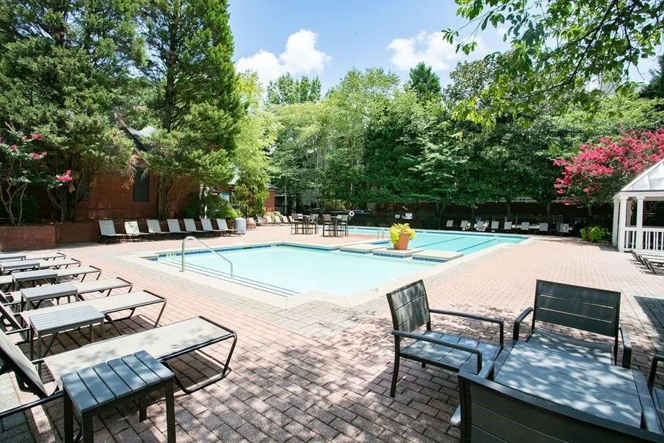 100 Ashford Gables Drive #1A-211 Dunwoody, GA 30338