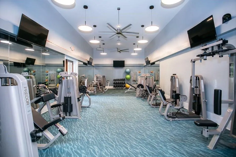 100 Ashford Gables Drive #1A-211 Dunwoody, GA 30338