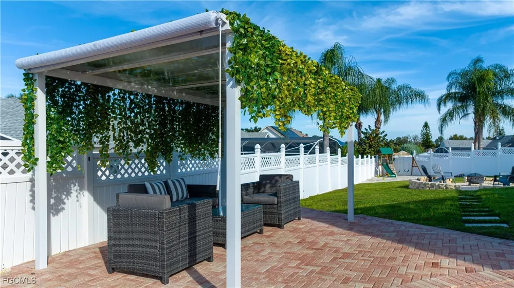 Mandarin Court Davenport, FL 33896