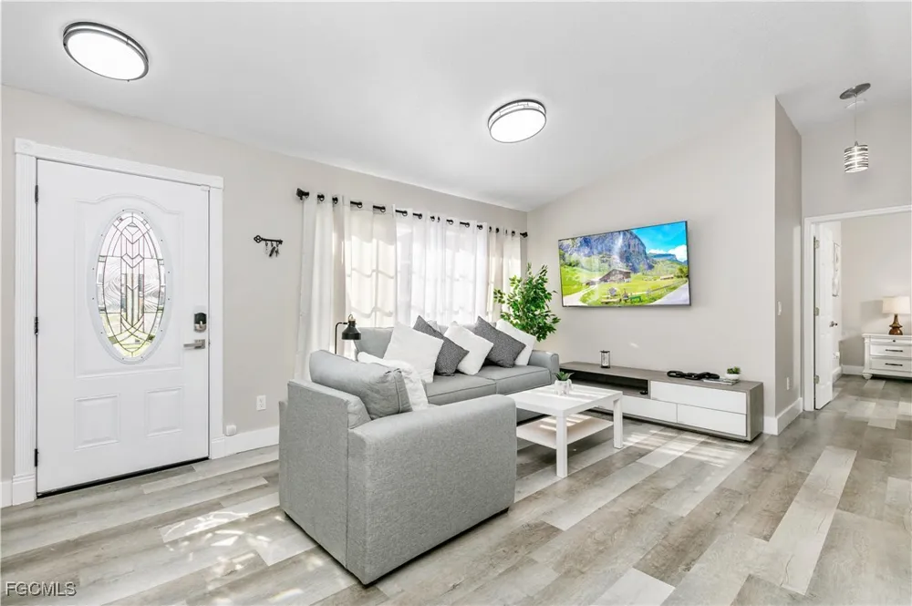 Mandarin Court Davenport, FL 33896