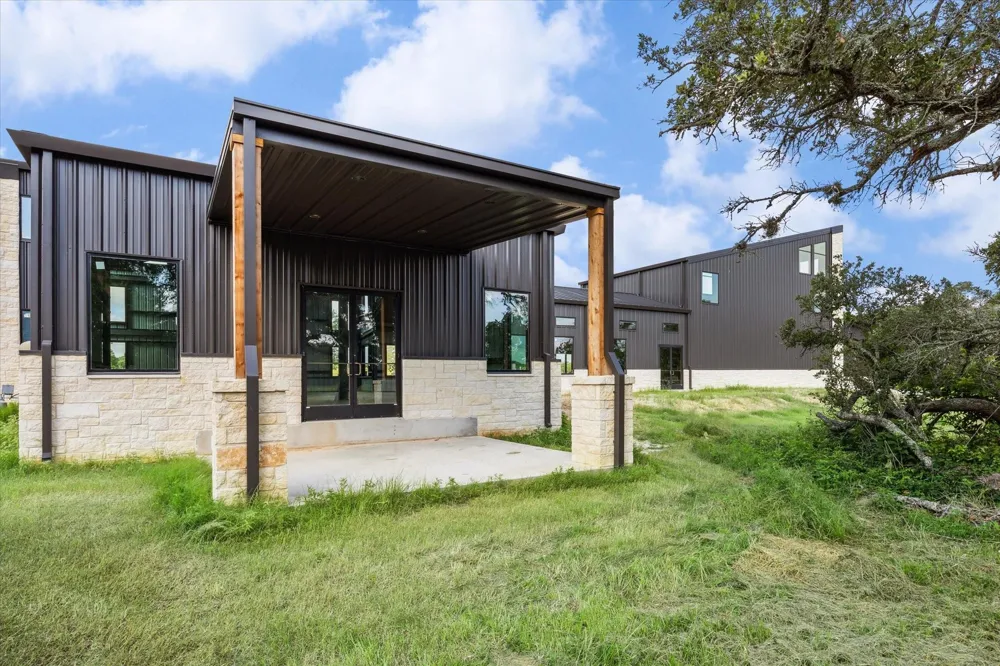 1286 S State Hwy 237 Round Top, TX 78954