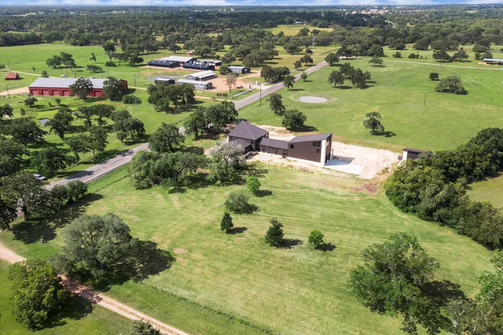 1286 S State Hwy 237 Round Top, TX 78954