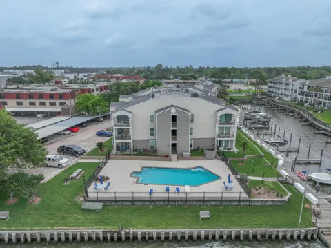 114 Yacht Club Lane #114