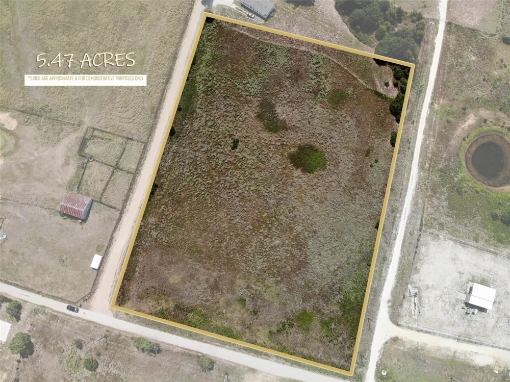 5 County Rd 367 Caldwell, TX 77836