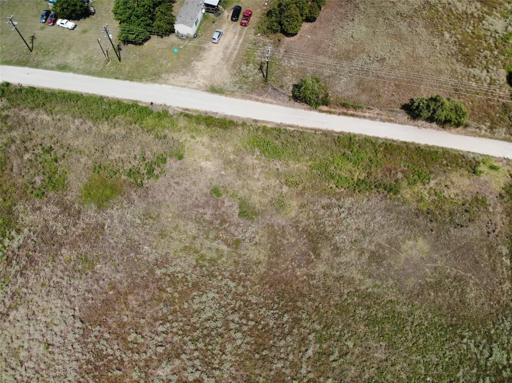 5 County Rd 367 Caldwell, TX 77836