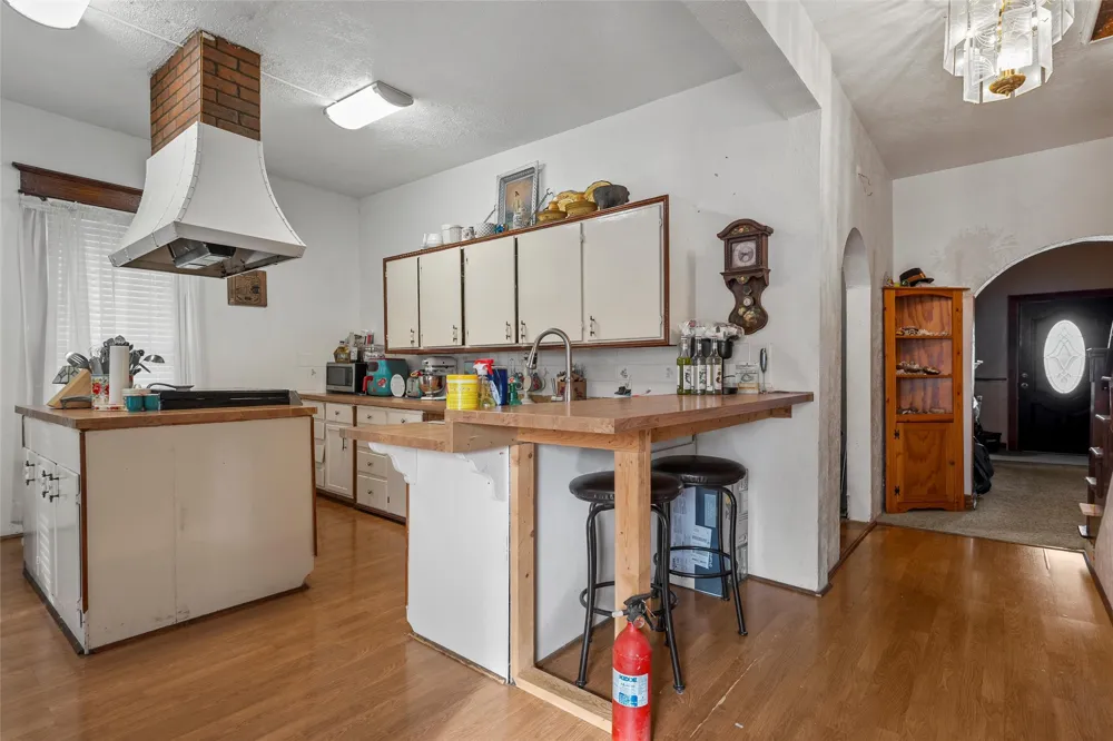306 S Cleveland Meridian, TX 76665