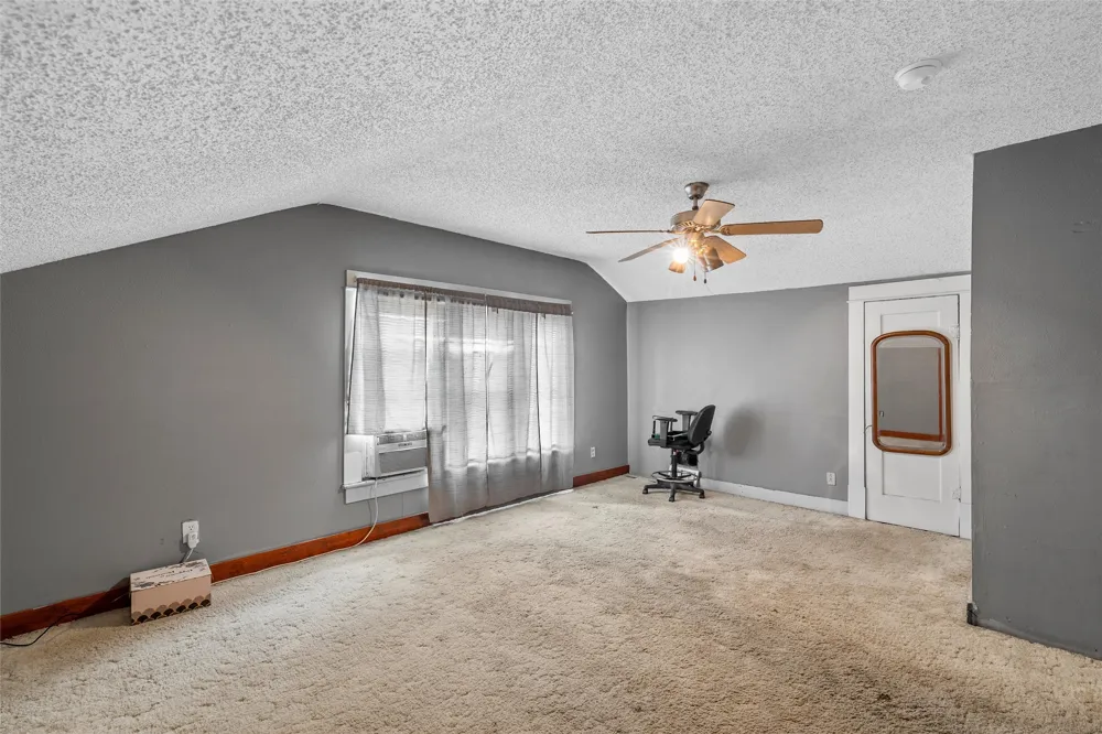 306 S Cleveland Meridian, TX 76665