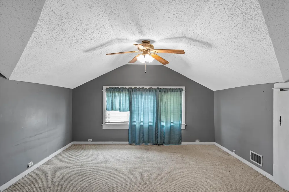306 S Cleveland Meridian, TX 76665