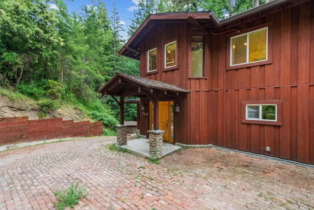 975 Logan Creek Road Boulder Creek, CA 95006