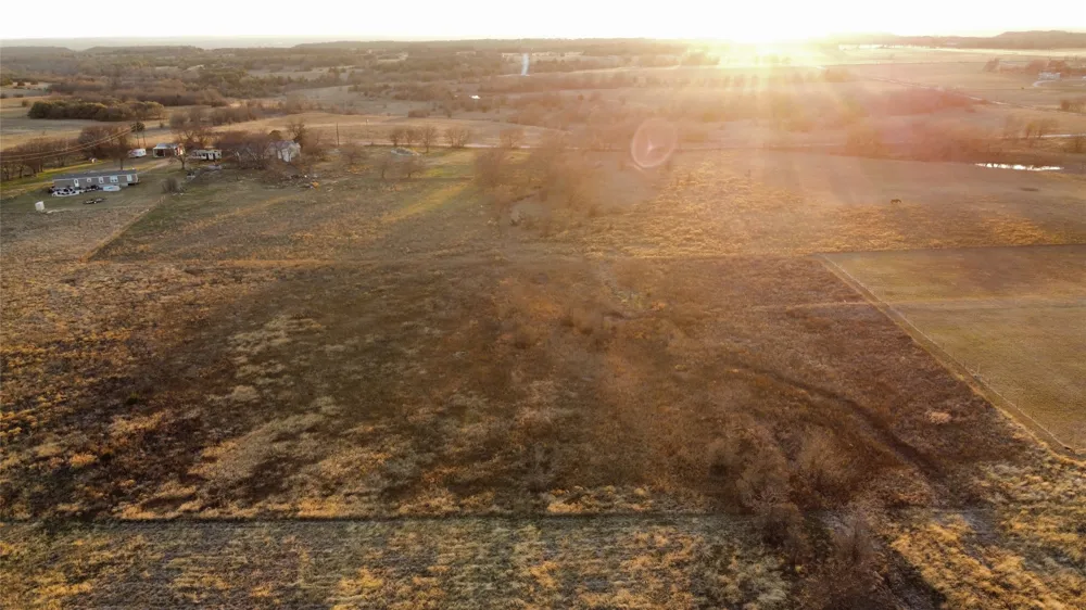 Valentine Bluff Road Forestburg, TX 76239