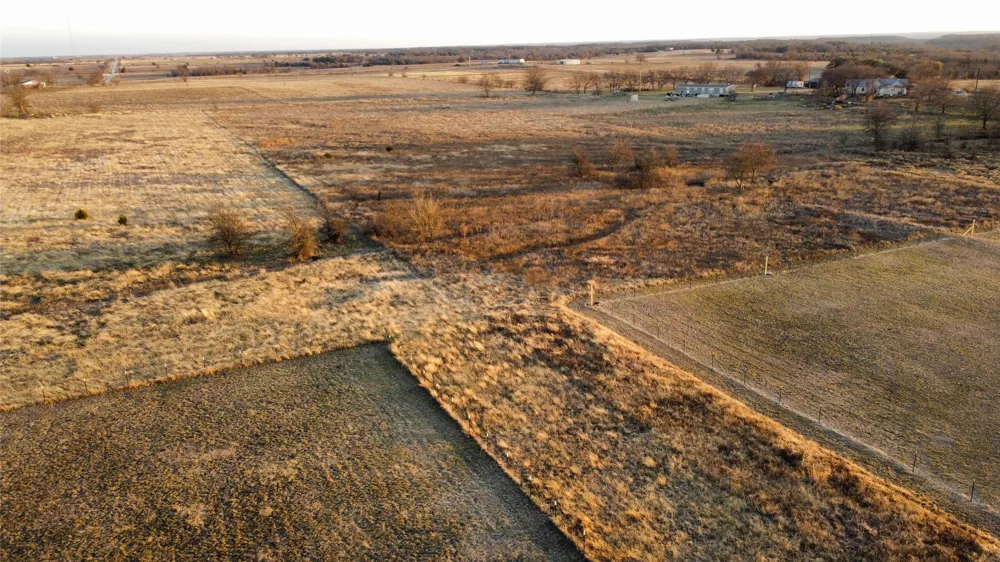 Valentine Bluff Road Forestburg, TX 76239