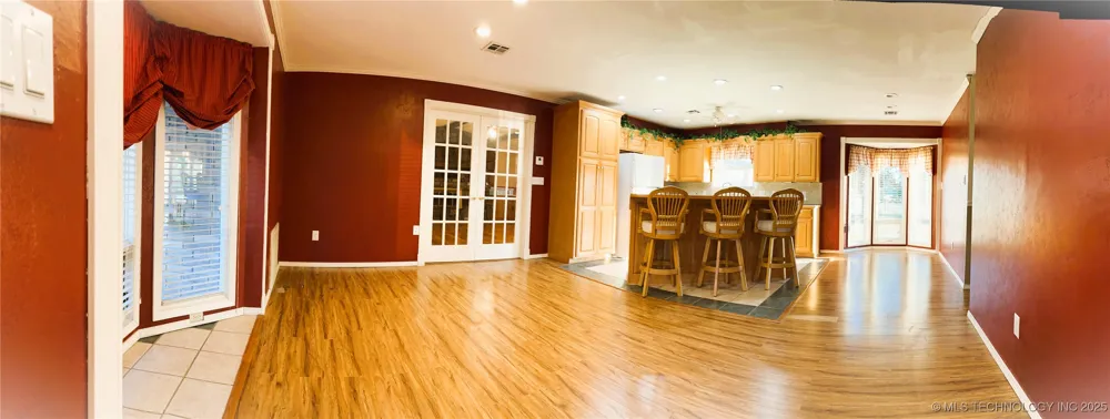 1230 SE 2nd Court Pryor, OK 74361
