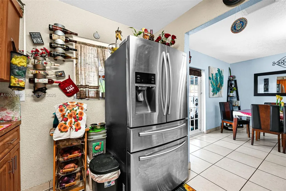 4020 E 10th Ave Hialeah, FL 33013