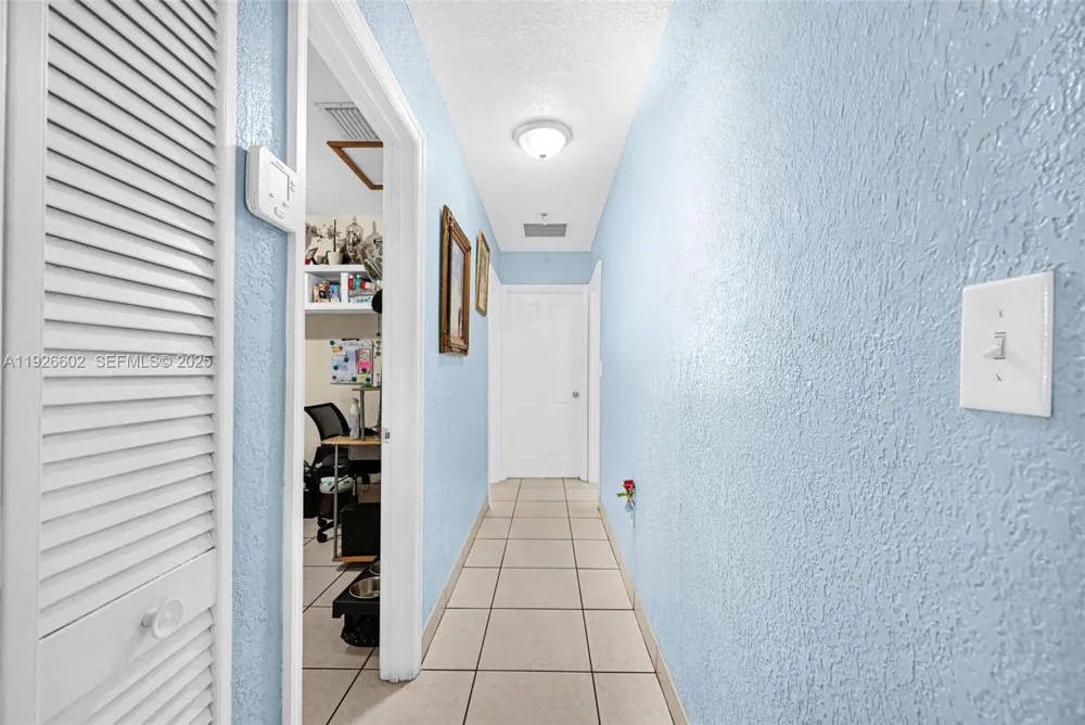 4020 E 10th Ave Hialeah, FL 33013