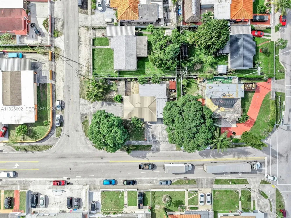 4020 E 10th Ave Hialeah, FL 33013