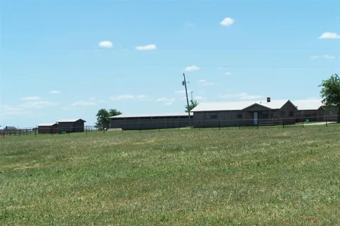 1103 S State Highway 78