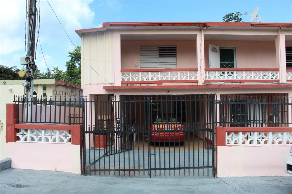 19 CALLE CORAL Vieques, PR 00765